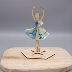 Geldgeschenk mit Ballerina stehend - aus Holz personalisiert