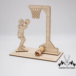 Geldgeschenk mit Basketballspieler/-in - aus Holz personalisiert