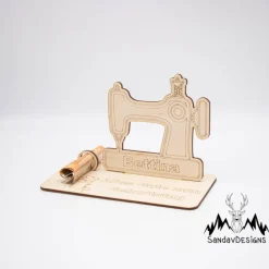 Geldgeschenk Nähmaschine - aus Holz personalisiert