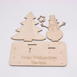 Geldgeschenk Schneemann mit Tannenbaum - aus Holz personalisiert