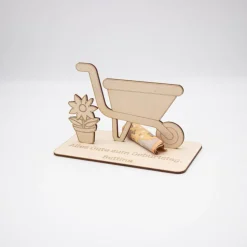 Geldgeschenk Schubkarre - aus Holz personalisiert
