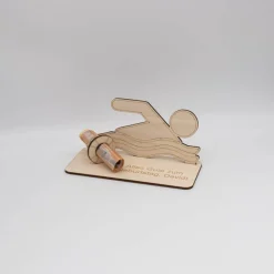 Geldgeschenk Schwimmen - aus Holz personalisiert