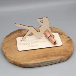 Geldgeschenk sexy Frau - aus Holz personalisiert