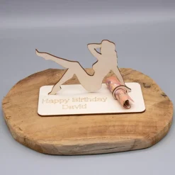 Geldgeschenk sexy Frau - aus Holz personalisiert