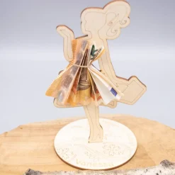 Geldgeschenk Shoppinggirl - aus Holz personalisiert