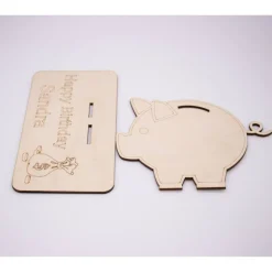 Geldgeschenk Sparschwein - aus Holz personalisiert