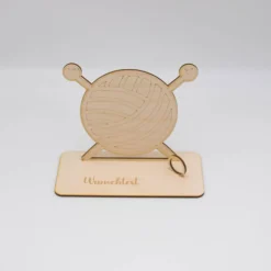 Geldgeschenk Stricken - aus Holz personalisiert