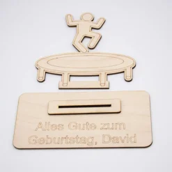 Geldgeschenk Trampolin - aus Holz personalisiert
