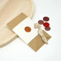 Geldgeschenk Umschlag mit Banderole, personalisierter Holzblume und Wachssiegel / Schwertlilie / Hochzeitsgeschenk