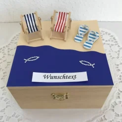 Geldgeschenk Urlaub Reise Meer Reisekasse Strand maritim Liegestuhl Wellness entspannen relaxen Frau Mann Holzbox