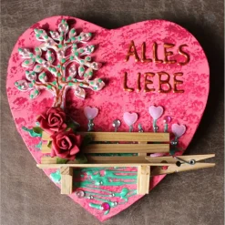 Geldgeschenk zu Geburtstag Muttertag Vatertag BAUM & BANK, Collage, abstrakt gestaltet auf einem herzförmigen Keilrahmen