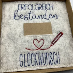 Geldgeschenk, zur bestandenen Prüfung   Schriftfarbe BLAU