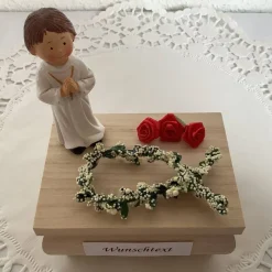 Geldgeschenk zur Kommunion oder Firmung für Junge mit Fisch auf Holz-Box als Geschenk mit Kreuz zum Geld verschenken