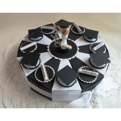 Geldgeschenk/Geldgeschenktorte/Schachteltorte zur Promotion/für eine Abiturientin, 23 cm Ø