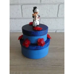 Geldgeschenkverpackung zweistöckige Torte mit Brautpaar auf dem Motorrad und Verzierungen (blau/rot)