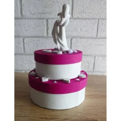 Geldgeschenkverpackung zweistöckige Torte mit Brautpaar und Verzierungen (pink-weiß)