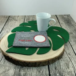 Geschenk für Erzieherin, Abschied im Kindergarten, personalisiert, Untersetzer aus Filz, bestickter Untersetzer