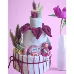 Geschenk für Frauen zum Geburtstag Wellness Handtuchtorte Jahrestag Weihnachten in pink Hingucker