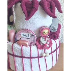 Geschenk für Frauen zum Geburtstag Wellness Handtuchtorte Jahrestag Weihnachten in pink Hingucker