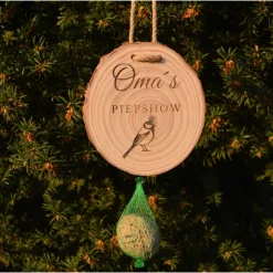 Geschenk für Oma zum Geburtstag – Meisenknödelhalter mit Gravur Omas Piepshow - Geschenkidee Muttertag