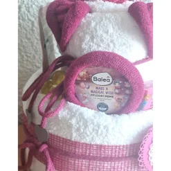 Geschenk Frauen Muttertag Valentinstag Geburtstag Handtuchtorte mit viel Herz