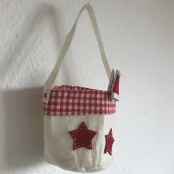 Geschenk und Geldgeschenk von Nikolaus oder Weihnachtsmann zu Weihnachten für Kinder Mädchen Junge Mann Frau verpacken