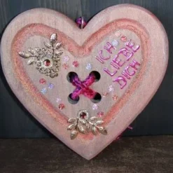 Geschenk Valentinstag ICH LIEBE DICH abstrakt gestaltetes Herz aus Holz mit Acrylfarbe im Shabby-Stil gestaltet