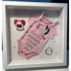 Geschenk zur Geburt, Erinnerungsrahmen, Rahmen mit besticktem Baby-Body in 3D-Rahmen, XL-Body, Geschenk zur Taufe