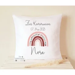 Geschenk zur Kommunion Kissen personalisiert Blumen lila weiß Monogramm