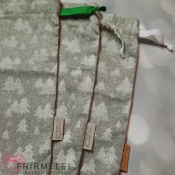 Geschenkbeutel - dezentes grün mit kleinen Tannen (Varianten)