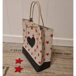 Geschenkbeutel mit Ösen und Henkel