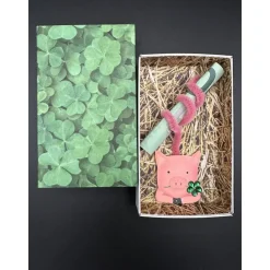 Geschenkbox Glücksschwein – Handgemachte Geschenkverpackung für Glückwünsche