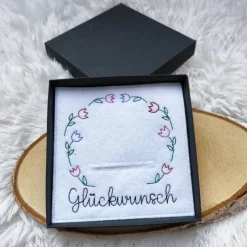 Geschenkbox "Tulpenkranz Glückwunsch"