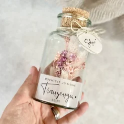 Geschenkglas LEXI Möchtest du meine Trauzeugin sein? mittel Trockenblumenstrauß Personalisiert