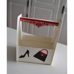 Geschenkschachtel "Kiste" in creme-rot-schwarz