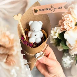 Geschenkset 'Du bist unentBÄRlich' – Liebevolle Überraschung zum Valentinstag mit duftendem Blütenkonfetti