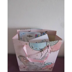 Geschenkset Geburt - Babydecke mit Spielzeug