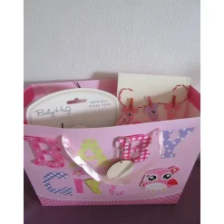 Geschenkset Geburt - Babydecke mit Spielzeug