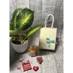Geschenkset „kleine Auszeit“ zum Valentinstag, Muttertag, Geburtstag etc., Wellness-Tüte, Herz-Teelicht, Baderose, Tee