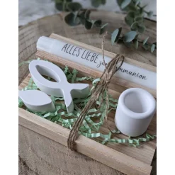 Geschenkset Kommunion, Kommunionkerze, Geschenk, Kerze mit Kerzenständer, Kerze und Fische/Schiffchen, Raysin