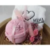 Geschenkset MAMA mit hochwertiger Badekugel Rose, Wohlfühlpaket mit Trockenblumen dekoriert