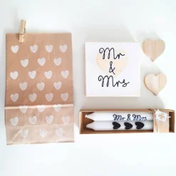Geschenkset zur HOCHZEIT | Holzschild + 2 Kerzen + 2 Herzen + Geschenktüte