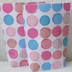 Geschenktüte Farbtropfen blau/rot, 10 Stück Bodenbeutel-Papiertüten aus Geschenkpapier