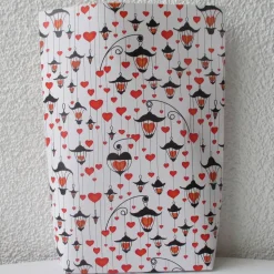 Geschenktüte mit Herzen und Laternen, 5 Stück Bodenbeutel-Papiertüten für Geschenke von Herzen