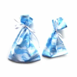 Geschenkverpackung aus Stoff Wolken Himmel blau weiß Stoffbeutel Geschenksäckchen