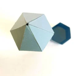 Geschenkverpackung Buntstift: Handgemachte Geschenkbox aus Karton zur Einschulung (6,2 x 22 cm)