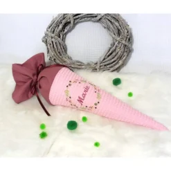 Geschwistertüte & Schultüte personalisiert – Rosa Zuckertüte mit Blumenkranz & Name bestickt