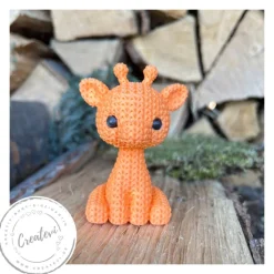 Giraffen 3D Druck in Strickoptik Charmante Dekofigur mit handgefertigtem Look für Tierliebhaber