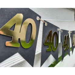 Girlande zum 40. Geburtstag in Gold und Schwarz, tolle Farben mit Spiegeleffekt! Wimpel, Wimpelkette in angesagten Trend