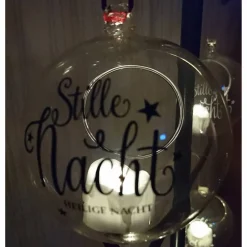 Glaskugel "Stille Nacht" aus der Manufaktur Karla